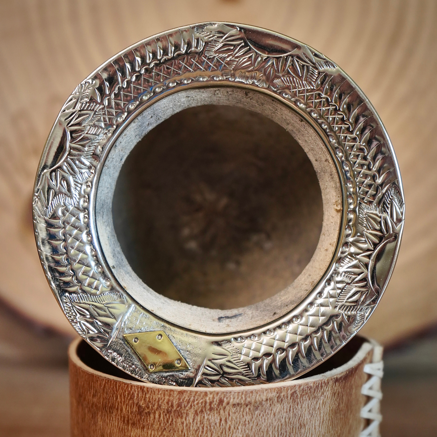 Imperial Calabash Mate Gourd - Chiseled Rim & Natural Leather